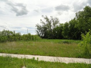 1443 Patton Dr, Hartford, WI 53027