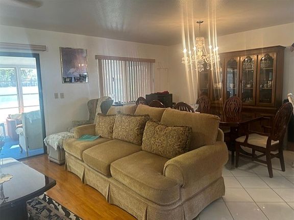 5th image of 6639 Kenwood Drive