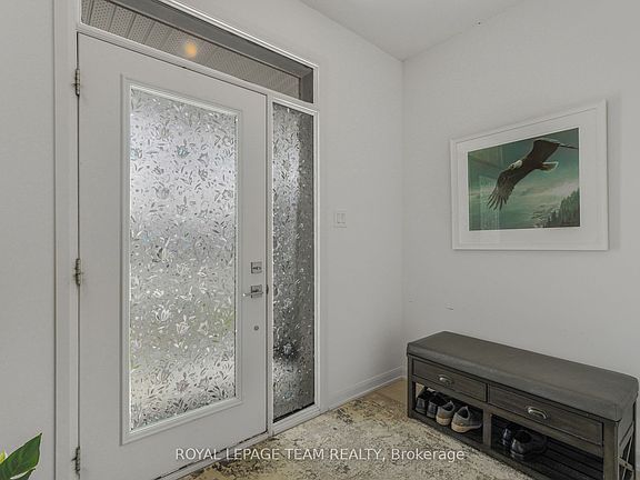 2nd image of 376 Sterling Ave