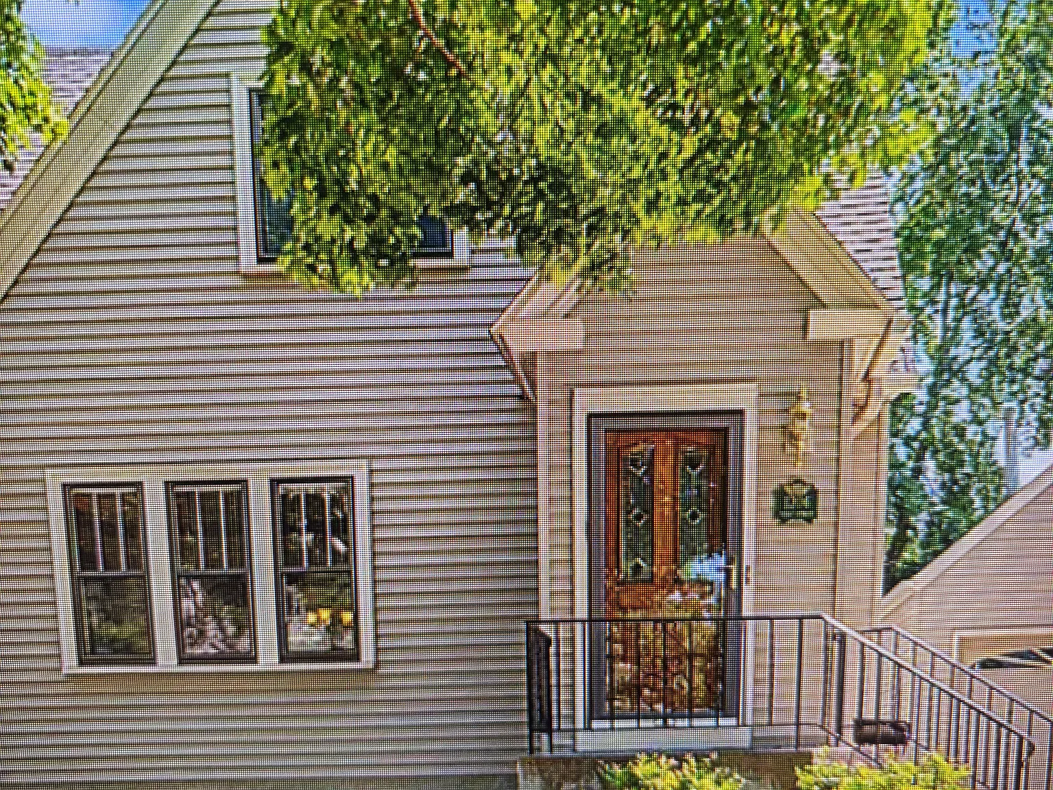 3 bed, 1488 sqft, $2,300 — Photo 1