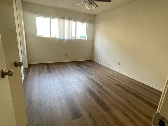 5th image of 26005 Oak St APT 15