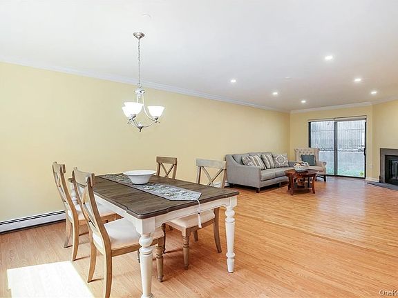 3rd image of 50 Dekalb Ave #N3