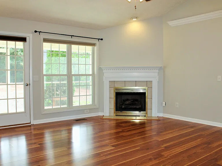 289 Firetree Ln — Photo 6