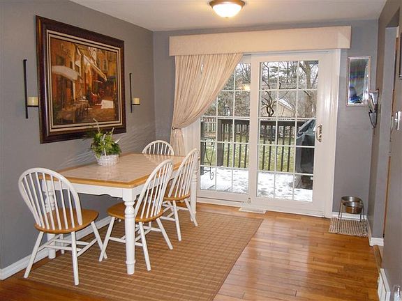 3rd image of 131 Wyngate Dr