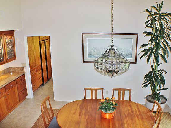 Custom Hutch for Storage