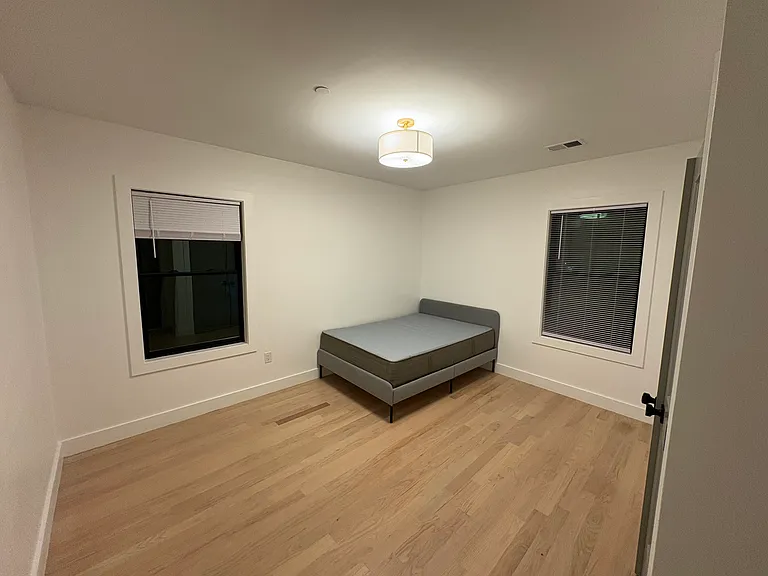 52 Withington St #6 — Photo 2