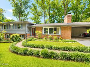 301 Hillside Rd, Johnson City, TN 37601