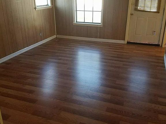 4th image of 900 Stewart St Trlr 6