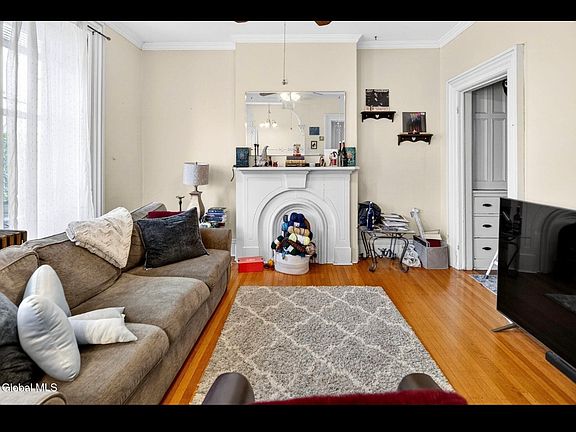 3rd image of 490 Madison Ave APT 3