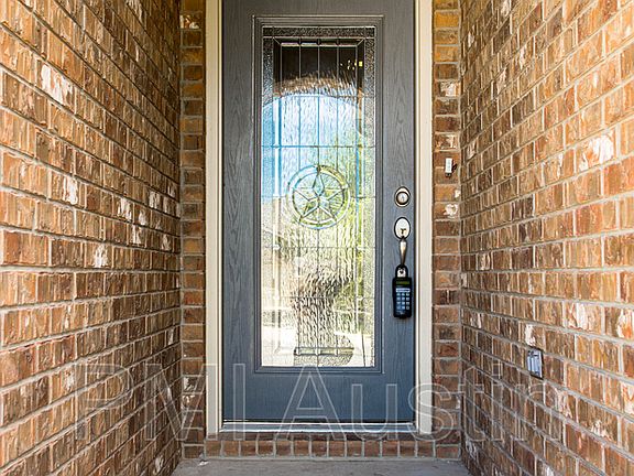 4th image of 3550 Guadalajara St