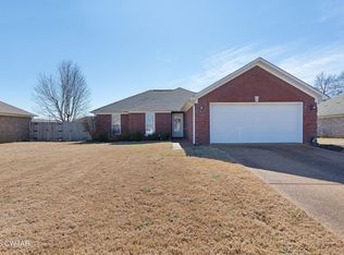 141 Kensington Cv, Medina, TN 38355