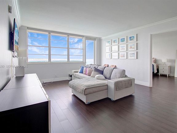 4th image of 6770 Indian Creek Dr APT 6O