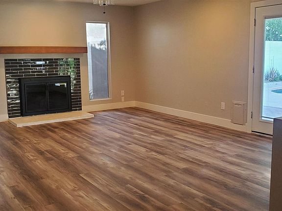 5th image of 4828 E La Puente Ave