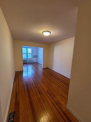 3rd image of 3036 49th St APT 2