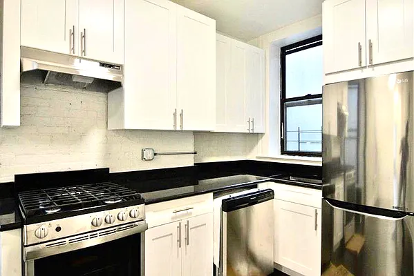 Rented by Corcoran | media 7