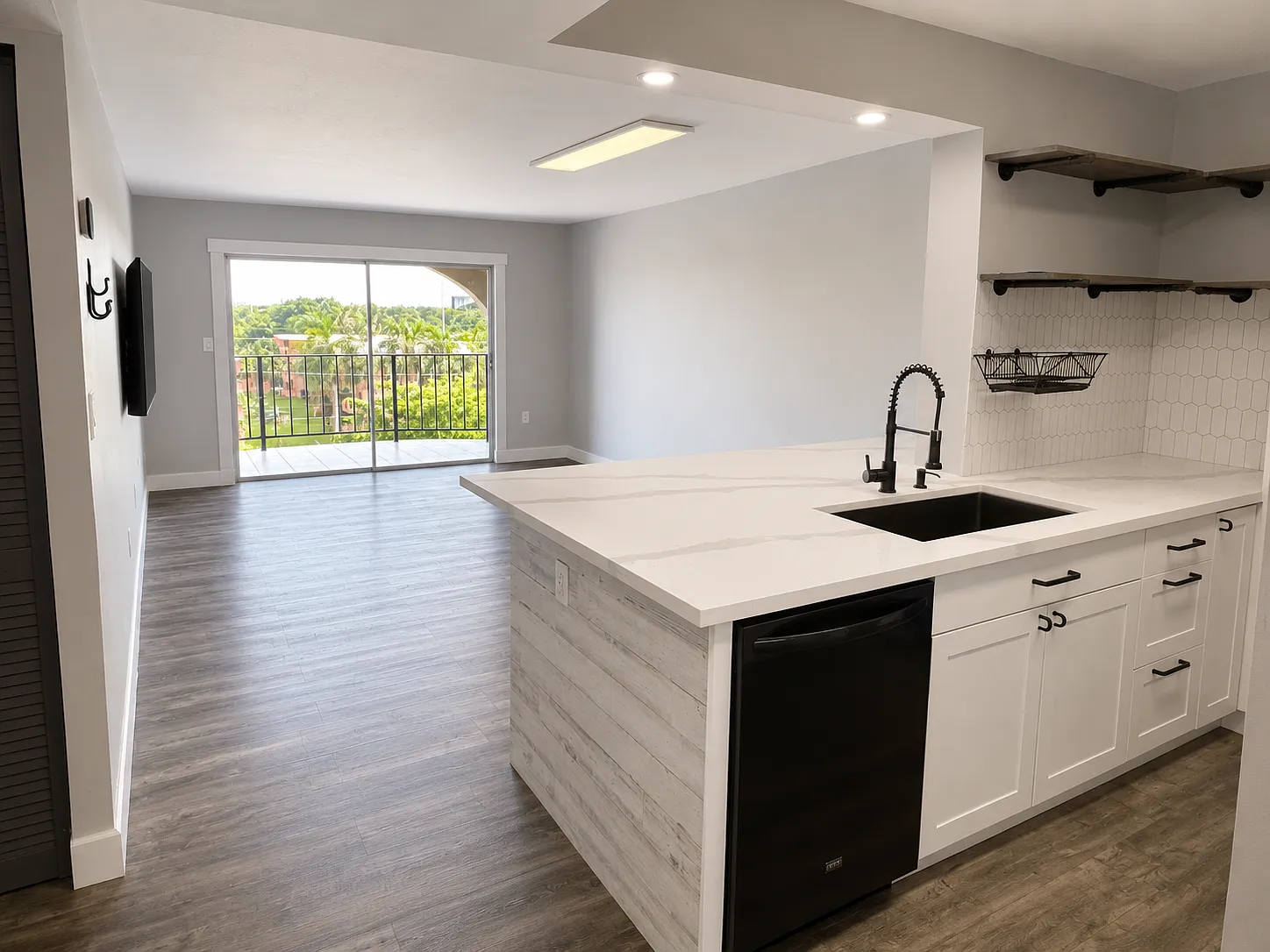 1 bed, 780 sqft, $2,050 — Photo 2