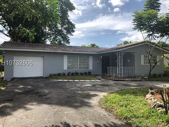 2nd image of 4340 NW 75th Ave