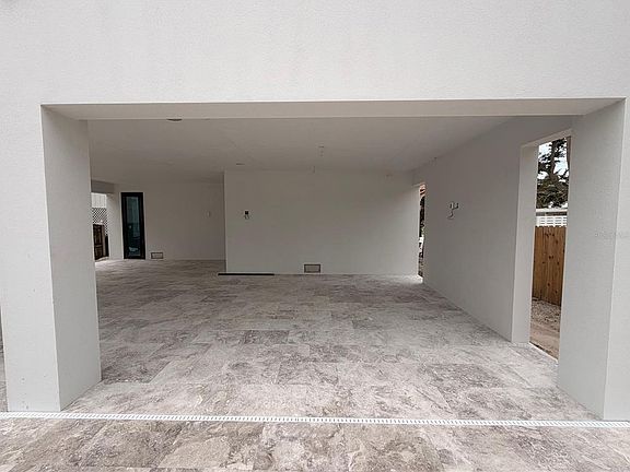 5th image of 4903 COMMONWEALTH DRIVE