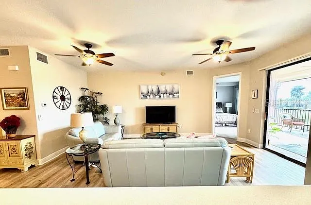 24417 Baltic Ave #1102 — Photo 11