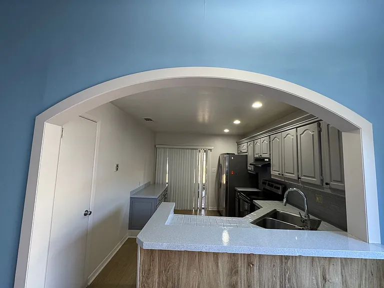 7237 Harbor Heights Cir — Photo 11