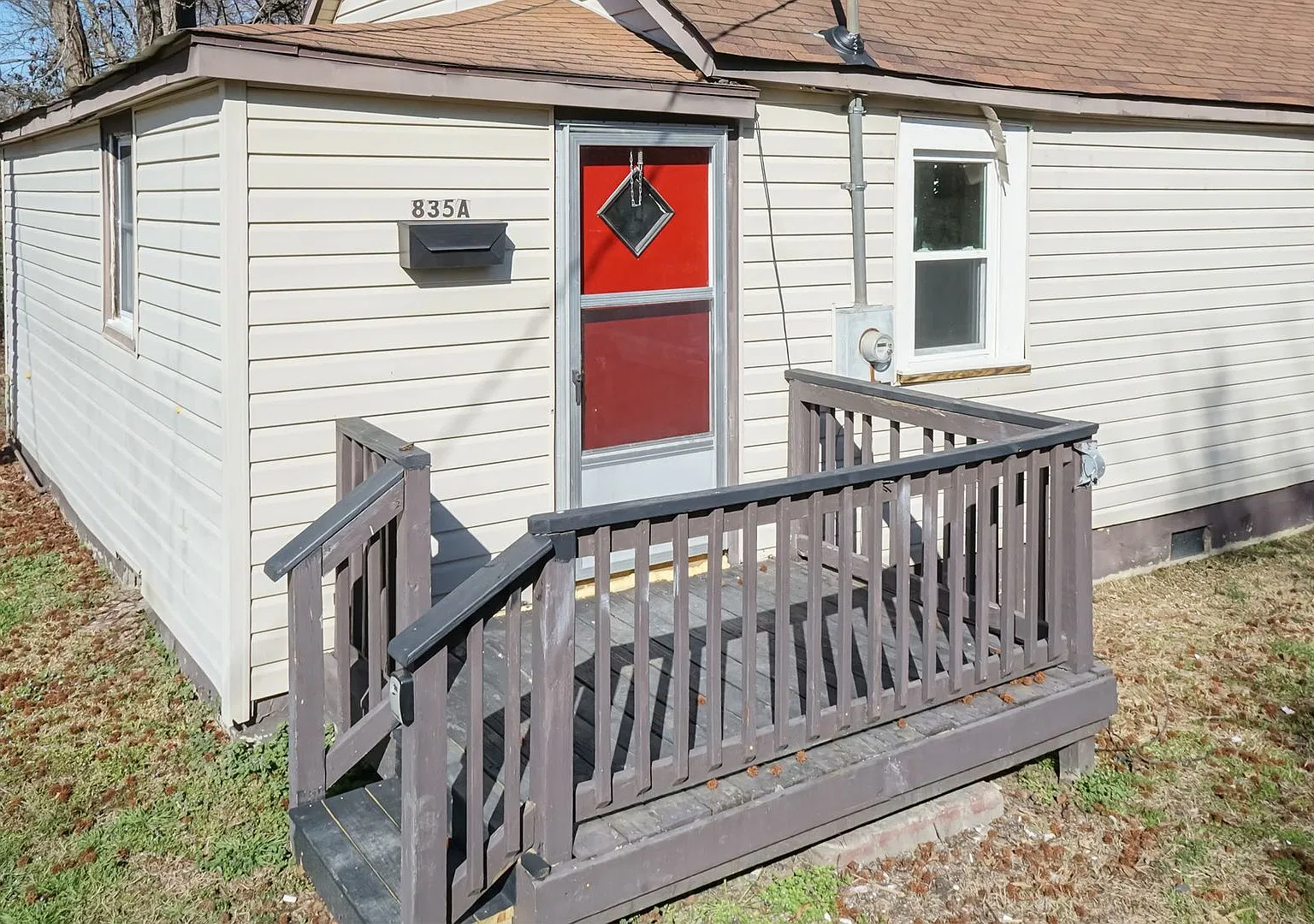 Three Bedroom Home! — Photo 1