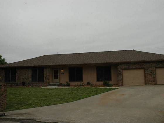 2nd image of 511 Cedar Cv