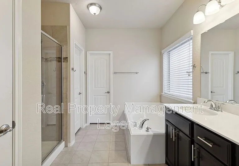 812 Gray Fox Dr — Photo 17