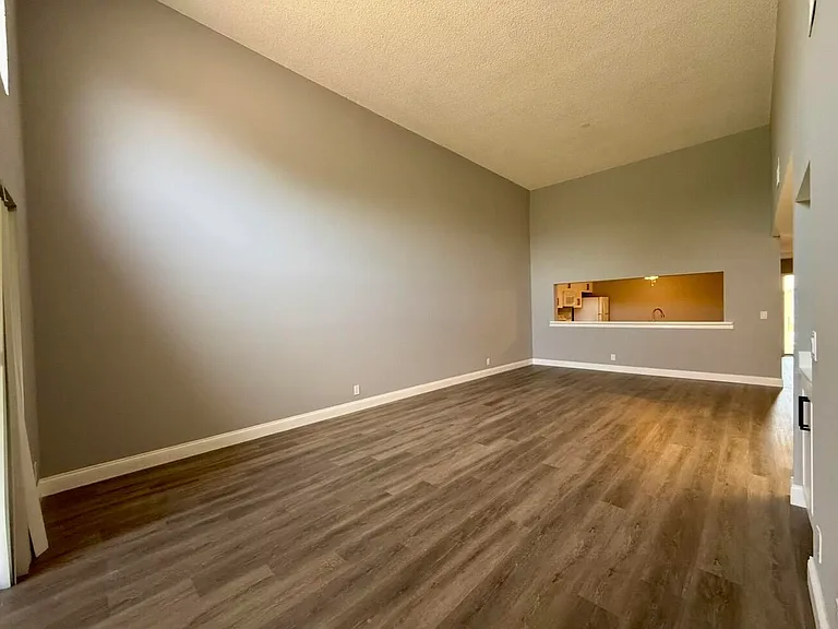 432 Ashwood Pl — Photo 17