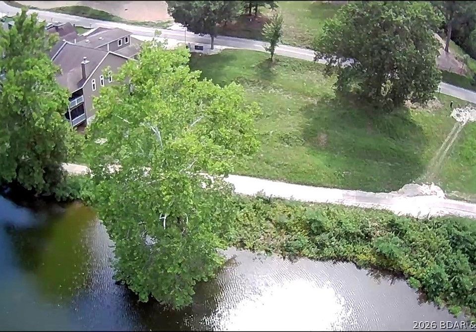 1st image of Nautica Rd