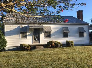 447 Barry Oak Rd, Statesville, NC 28625