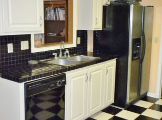 525 Suncrest Blvd, Savannah, GA 31410