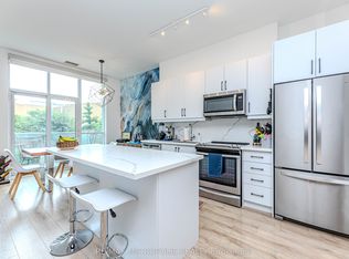 120 Homewood Ave #224, Toronto, ON M4Y 2J3