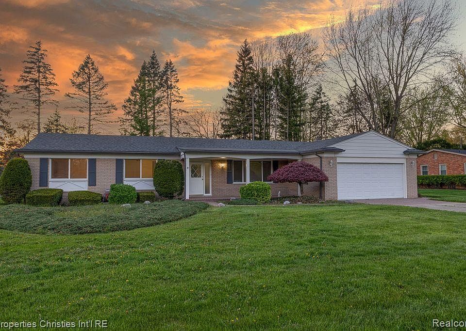 1st image of 38795 Moravian Dr