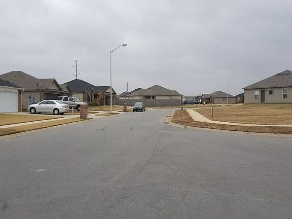 5th image of 1305 Canna Ct