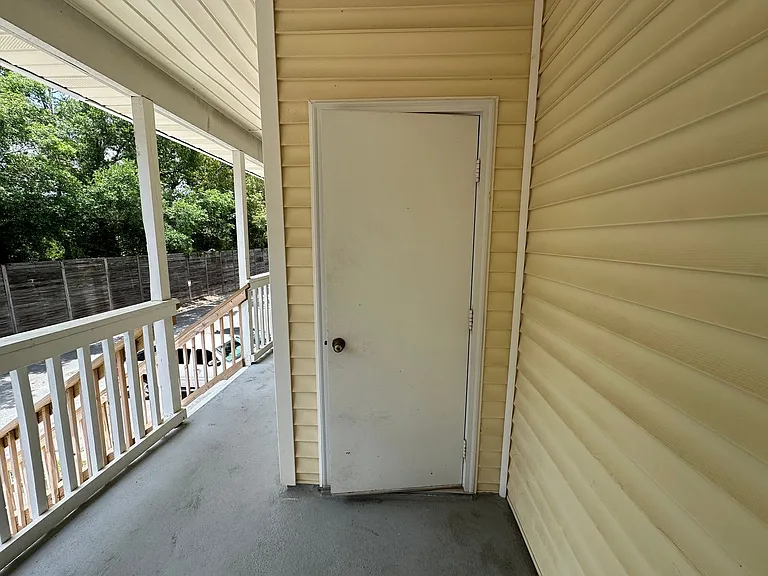501 E Burgess Rd #F12 — Photo 12