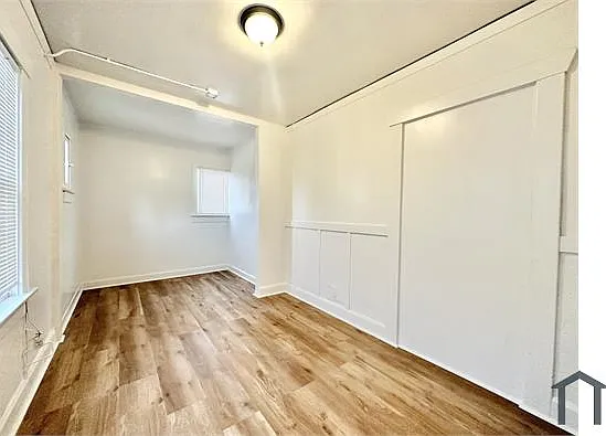 4626 Wall St — Photo 8