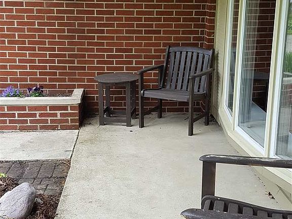 4th image of 3306 Chancellor Dr