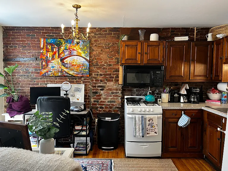 80 Phillips St #2 — Photo 7