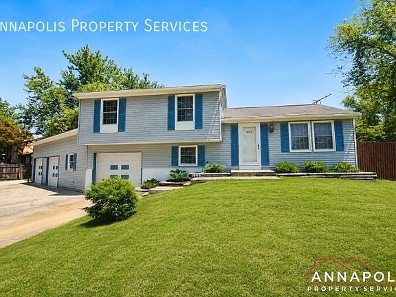 2nd image of 1663 Canonade Ct