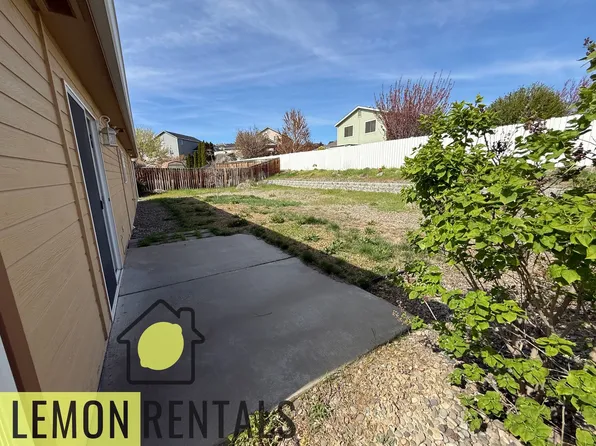 407 N 75th Ave, Yakima, WA 98908
