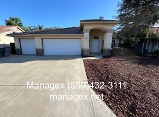 5584 W Chennault Ave, Fresno, CA 93722