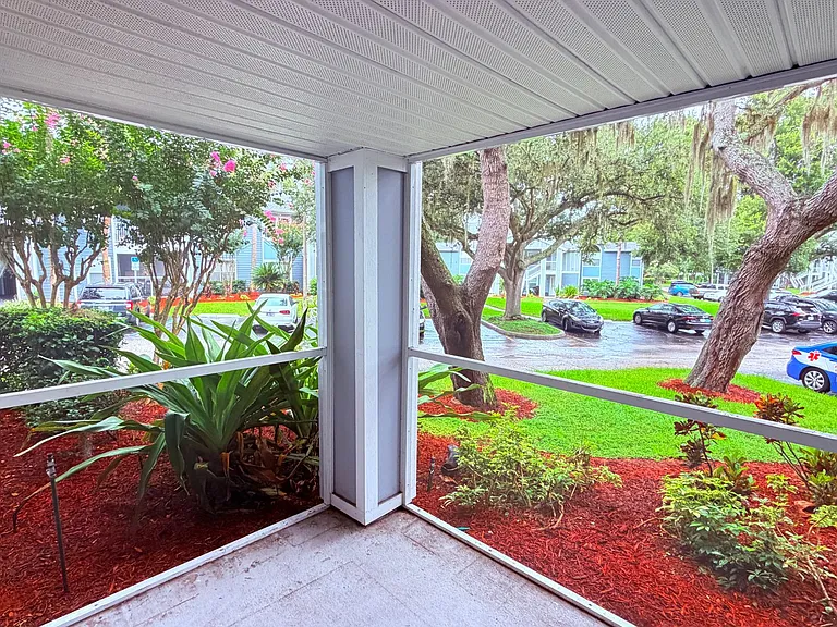 712 Secret Harbor Ln #100 — Photo 24