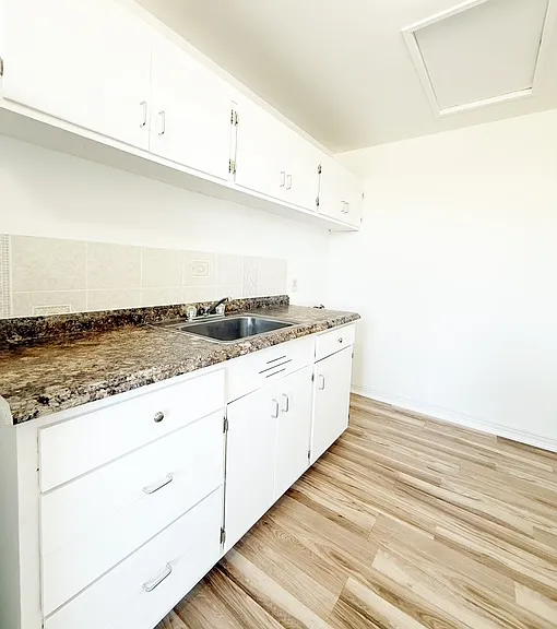 3326 Halverson Ave — Photo 7