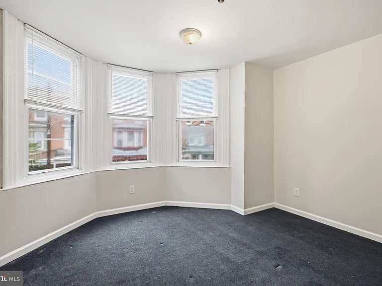 2238 N Park Ave #B — Photo 13