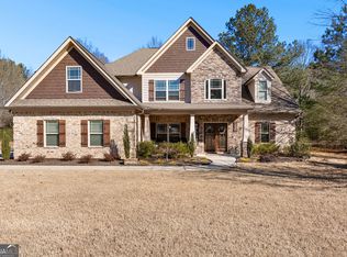 180 Chantilly Ln, Fayetteville, GA 30215
