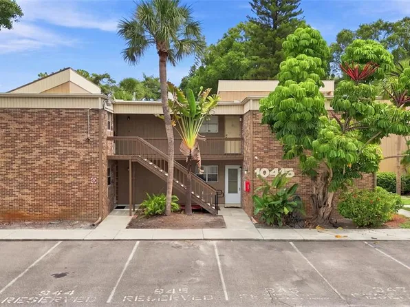 10415 CARROLLBROOK CIRCLE #207, TAMPA, FL 33618