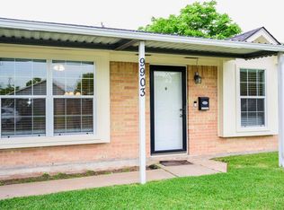9903 Southport Dr, Houston, TX 77089
