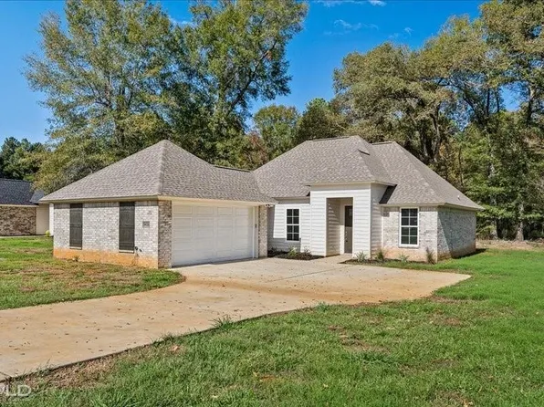 9436 N Pointe Cir, Greenwood, LA 71033