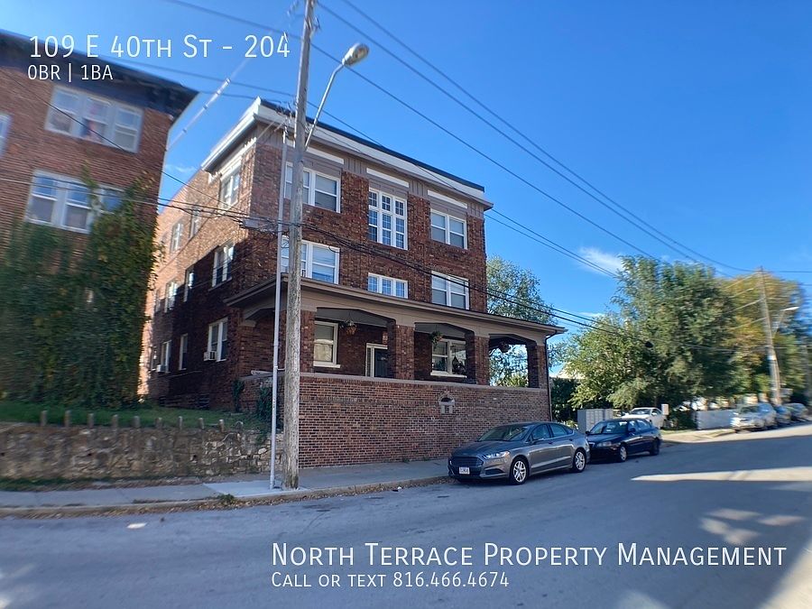 1st image of 109 E 40th St #204