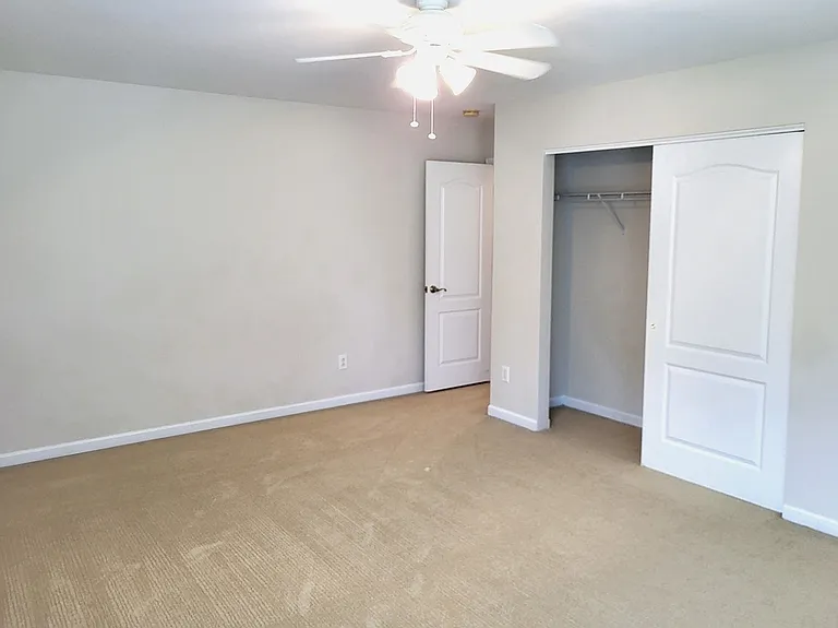 105 Clubhouse Dr — Photo 30